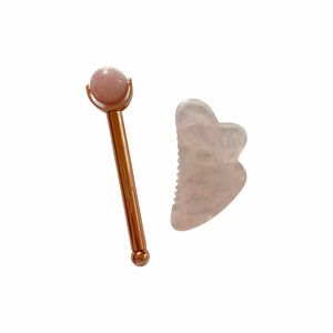 Rouleau de massage facial en quartz rose et planche de gua sha avec poignée en métal de haute qualité - Product Image 5