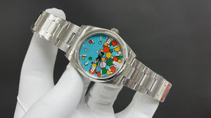 Verre saphir bleu lumineux de qualité supérieure avec revêtement anti-traces de doigts. Artisanat de premier ordre. Acier inoxydable de luxe - Product Image 2