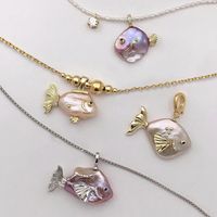 Nuevo Collar con Colgante de Pez de Perlas Naturales de la Serie Océano, Joyería de Pez Besándose del Mundo Marino, Regalo