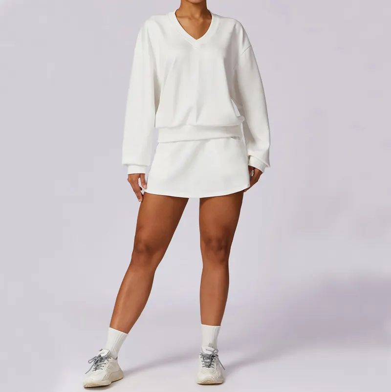 2024 Neues Design Damen Sweatshirt und Rock Sport-Set Übergröße Laufkapuzenpullover Tennisrock mit Futterunterhose Shorts Fitness Activewear