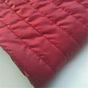 Giá Rẻ Giá 5cm đường thẳng đứng chần 190t 210t Polyester taffeta chần interlining lót vải - Product Image 4