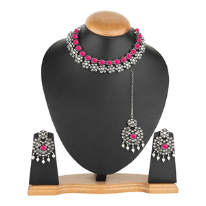 ชุดเครื่องประดับแวววาวแบบดั้งเดิมพร้อมต่างหูอัญมณีและ Maang Tikka สำหรับผู้หญิงใช้ในเทศกาลจากผู้ผลิตอินเดีย - Product Image 1