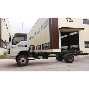 Camion di carico <span class=keywords><strong>4x4</strong></span> camionetas <span class=keywords><strong>ISUZU</strong></span> 3-5ton di marca giapponese con camion usati interasse lungo di alta qualità e buon prezzo in vendita - Product Image 4