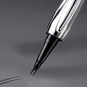 Crayon à sourcils liquide waterproof à formule végétale, emballage argenté, OEM/ODM, logo privé et emballage personnalisé pour usage quotidien - Product Image 2