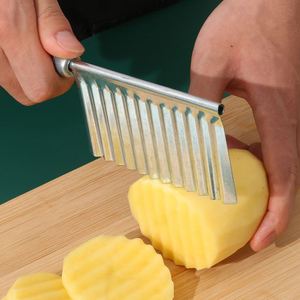 Cortador Manual de Acero Inoxidable para Patatas Fritas con Cuchilla Ondulada, Rebanador de Patatas, Frutas y Verduras - Product Image 3