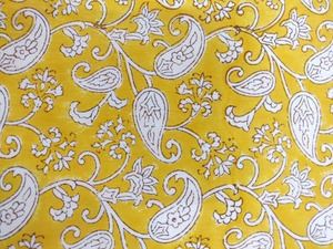 Hand <b>Block</b> Printed Cotton Table Napkin Yellow Paisley Pattern Rectangle <b>Shape</b> Traditional Style Home Decor 18x18 inch - Product Image 2