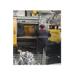 Der Präzisions fertigungs service für Aluminium druckguss formen wird für die NC-Veredelung von Gussteilen für Autoteile verwendet - Product Image 2