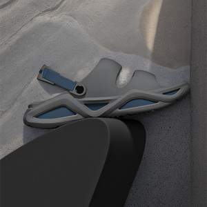 High Quality Sense Trendy <strong>Clogs</strong> Thick Soles <strong>Comfy</strong> Sandals Out Non-Slip Breathable <strong>Clogs</strong> for Men - Product Image 2