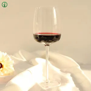 하이 퀄리티 와인 잔 럭셔리 긴 줄기 투명 럭셔리 사용자 정의 모던 스타일 납 없는 크리스탈 독특한 레드 와인 잔
