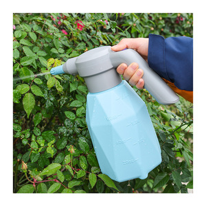 Пластиковый распылитель для полива - Product Image 1