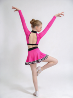 Tenue de danse pour filles, rose vif, motif pied-de-poule, ensemble 2 pièces, haut court à manches longues et jupe, pour la danse jazz, le claquettes et les compétitions sur scène