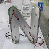 Letrero LED 3D programable ZHILIN con alimentación de CA para uso en oficinas, centros comerciales y hogares