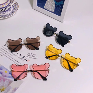 Nouvelles Lunettes de Soleil Enfant Sans Monture Forme Ours UV400 Monture Métallique pour Bébés Filles Garçons Design Personnalisé Logo - Product Image 4