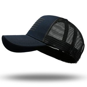 Casquette de camionneur drapeau américain avec support du fabricant - Casquette Snapback, Casquette de baseball pour hommes et femmes - Maille respirante sur les côtés pour un usage décontracté - Product Image 3
