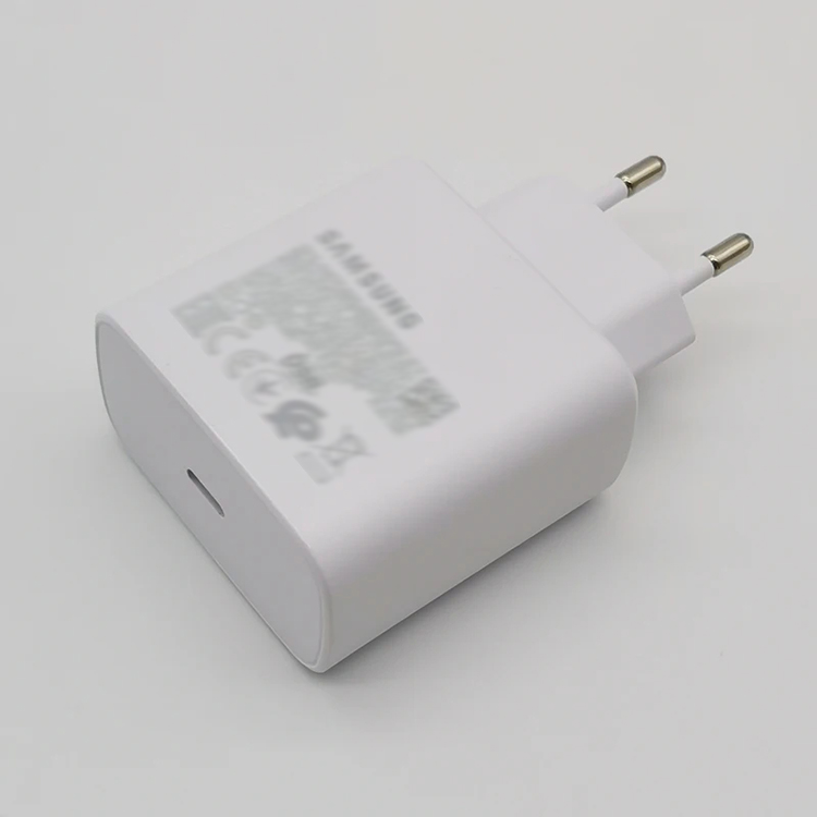 White 45W charger