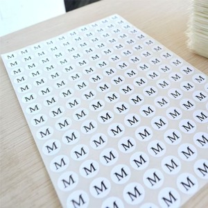 Etiquetas de Ropa para Adultos en Oferta de Fábrica, Etiquetas Adhesivas Redondas Personalizadas con Tallas M <span class=keywords><strong>S</strong></span> L XL XS - Product Image 1