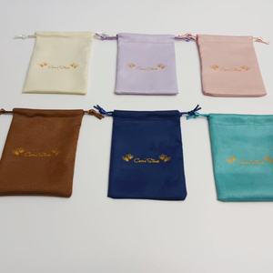 Petit sac de luxe imprimé de logo personnalisé sac de pochette de paquet de cadeau de bracelet de collier de bijoux en daim - Product Image 6