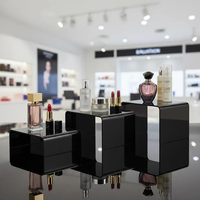 Présentoir en acrylique transparent à 3 niveaux en forme de U, étagère à marches pour figurines de collection, jouets, parfums, cosmétiques, cupcakes, présentoir de vente au détail