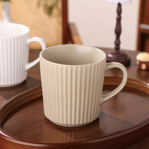 Taza de Cerámica Minimalista a Rayas, Gran Capacidad, Blanca, Gris, Marrón, Color Café, Regalo, Uso Doméstico - Product Image 5