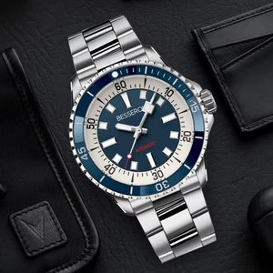 Reloj de Lujo para Hombre OEM, de Acero Inoxidable, Resistente al Agua, con Correa de Cerámica Luminosa, Mecánico Automático - Product Image 3