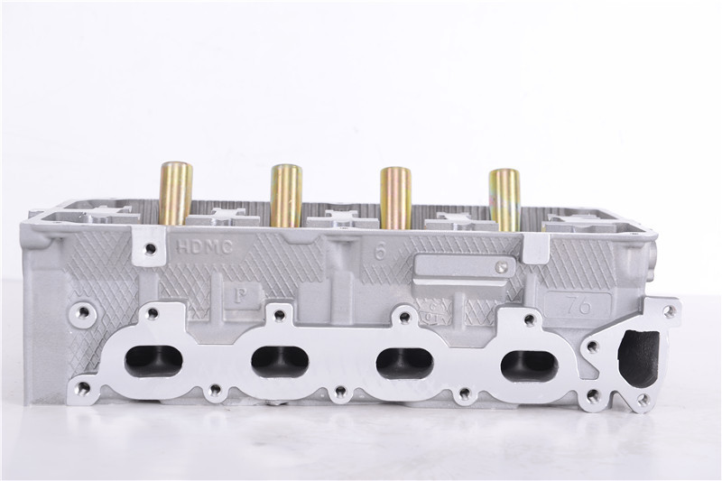 4G18(FWD) OE MD344154 for Mitsubishi Cylinder Head - Product Image 2 of 2