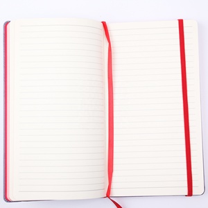 Cubierta <span class=keywords><strong>de</strong></span> cuero en relieve con impresión <span class=keywords><strong>de</strong></span> logotipo personalizado A5 Tapa dura estudiantes banda elástica <span class=keywords><strong>cuaderno</strong></span> libro <span class=keywords><strong>de</strong></span> <span class=keywords><strong>trabajo</strong></span> diario <span class=keywords><strong>para</strong></span> estudiantes profesor - Product Image 4