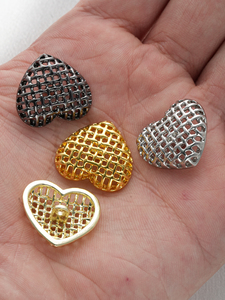 Tinh Tế Duy Nhất Lỗ Vàng-Mạ 17Mm 21Mm Kim Loại Nút Trái Tim Phức tạp Nổi Làm Cao-End Kẽm Hợp Kim Cho Thời Trang Sang Trọng - Product Image 6