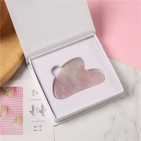 Caja de lujo personalizada con logo en relieve y estampado, para cosméticos, almohadillas Guasha, con forro de esponja y materiales reciclados.