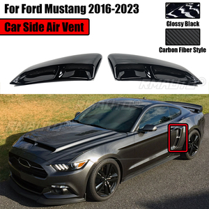 2 pièces pour Ford Mustang 2016-2023, aérations latérales de voiture, garnitures de sortie d'ailes arrière, style fibre de carbone noir brillant pour l'extérieur des portes - Product Image 1