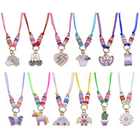 Ensemble de bracelets et colliers d'amitié pour enfants, en pâte polymère couleur poudre dorée, avec breloques papillon, cœur, arc-en-ciel et voiture
