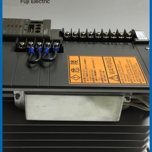 Fuji Electric Servo Drive RYE3.0D 100W 48V DC IP20 Motor Controller - Product Image 4