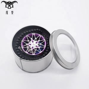 Decoración Colgante para Auto 2025 OEM, Reutilizable, con Patrones Exquisitos, Logotipo Personalizado Gratuito, Regalos Promocionales Hechos de Aleación de Aluminio - Product Image 6