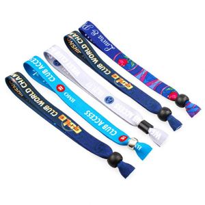 Bracelets promotionnels écologiques ajustables en plastique avec clip, pour événements et fêtes, bracelets tissés en tissu personnalisés pour festivals - Product Image 1