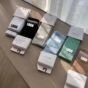 ถุงเท้าโยคะฟิตเนสสำหรับผู้หญิง ถุงเท้ากีฬาแบบถักเนื้อนุ่ม ระบายอากาศได้ดี สวมใส่สบาย หลายสี แฟชั่น พร้อมโลโก้ด้านล่าง เหมาะสำหรับทุกฤดู - Product Image 2