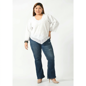 Kurta Étnica Bordada de Algodón Blanco para Mujer, Corte Regular, Estilo Informal, Diseño Tradicional de India y Pakistán, para Verano - Product Image 1