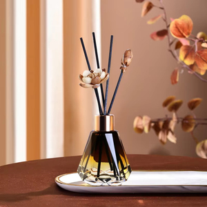 Ensemble de diffuseur de roseaux avec fleurs séchées Diffuseur de roseaux avec bâtons Diffuseur de bâtons parfumés Décor élégant pour la <span class=keywords><strong>maison</strong></span> - Product Image 3