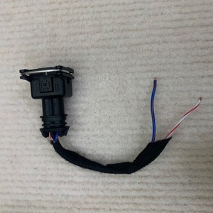 Conector de Plástico Negro para Luz Direccional de Parachoques Delantero Smart 453, 4535403525, Iluminación Automotriz - Product Image 1