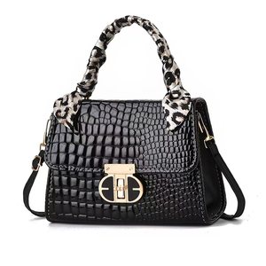 Wholesale Hand Bag Designer Crossbody Fashion Luxury Ladies <strong>Sequined</strong> Mini Bags Women's <strong>Handbags</strong> - Product Image 1