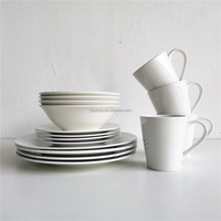 Set d'assiettes en porcelaine à bord rond blanc pur 16 pièces Set de vaisselle en céramique V Mug