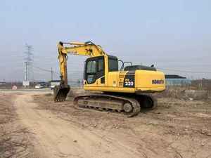 PC moyen d'occasion de KOMATSU d'excavatrice de bonne condition 220-8 excavatrice originale de KOMATSU Pc220-8 à vendre - Product Image 3