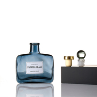 Bouteilles diffuseurs d'arômes en verre vides personnalisées de haute qualité 100/200/330 ml avec logo personnalisé et coffret cadeau pour la marque