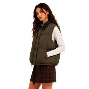 <span class=keywords><strong>Gilet</strong></span> matelassé en peau de mouton pour femme, certifié BSCI, avec col en similicuir, logo personnalisé, vente en gros – Fabrication depuis 17 ans - Product Image 2