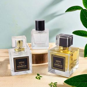 Botella de Perfume Cuadrada de Lujo Transparente Personalizada de Alta Calidad de 50 ml y 100 ml con Tapa de Presión, Serigrafía y Color Personalizado - Product Image 1