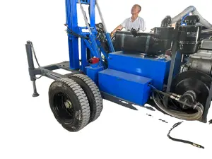 SM300 type longueur d'avance unique 2m / 3m roue d'alésage rotative plate-forme de forage de puits d'eau bleue à vendre