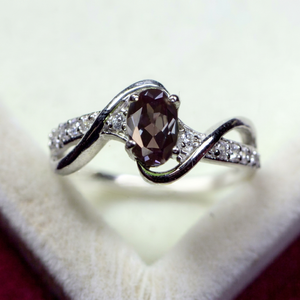 Anillo de Alejandrita Único, Anillo de Compromiso, Anillo de Propuesta de Matrimonio, Anillo de Piedra de Nacimiento de Junio, Regalo de Aniversario Vintage para Mujer - Product Image 1