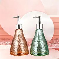 Pompe à savon en verre martelé mat de luxe en gros |   Bouteille de distributeur de lotion rechargeable avec bouchon à vis pour la salle de bain et la cuisine
