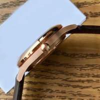 Montre automatique pour homme personnalisée en gros, modèle Xzander 1924, bracelet en cuir de crocodile noir, édition de luxe de haute qualité.