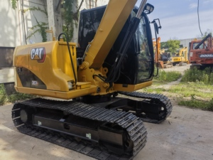 รถขุดไฮดรอลิกขนาดเล็ก CAT 307D 7 ตัน เครื่องยนต์เดิม รถขุดตีนตะขาบ CAT 307D มือสองสำหรับขาย - Product Image 4