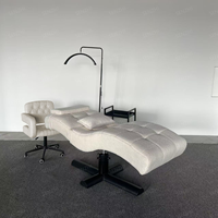 Nouveau Lit de Luxe en Polaire d'Agneau avec Tête de Lit Réglable et Base Hydraulique Dorée pour Salons de Beauté