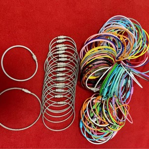 Étiquettes de bagages en acier inoxydable 304 recouvertes de PVC, porte-clés, couleur unie tendance, accessoires de voyage durables - Product Image 1